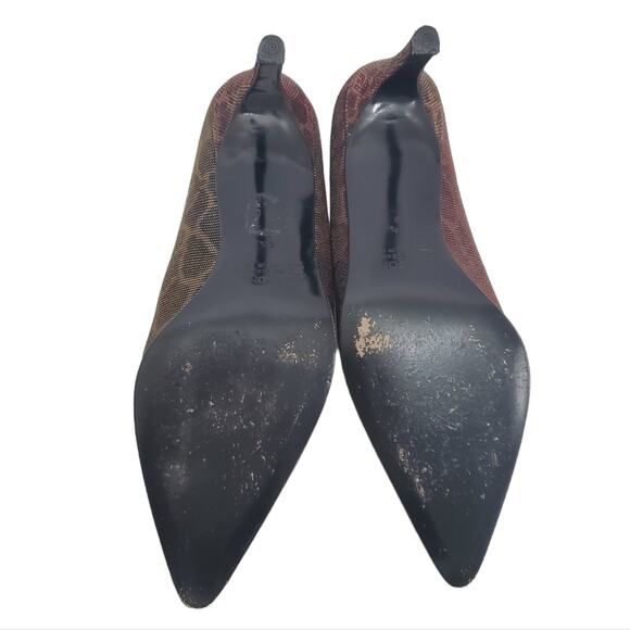 Rangoni Firenze | Color Shifting Gold Red Leopard Print Stiletto Point Toe Pumps - Picture 8 of 12